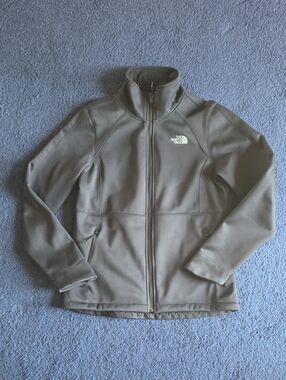 The North Face Windwall Softshell Zip Jacket - NWOT